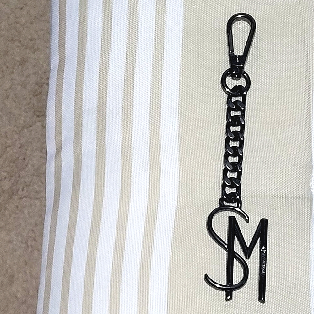 Steve Madden Metal Dark Silver Keychain/Bag Charm. 6" - Picture 4 of 6